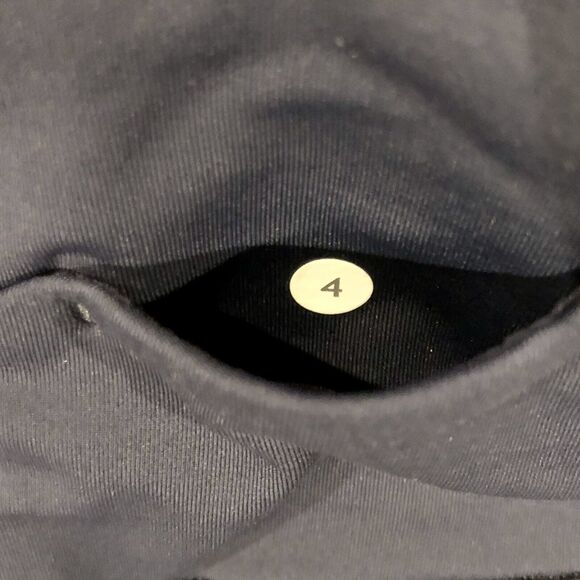 Lululemon Stash It Crop Leggings 4 Inkwell Blue Multi Pockets - Picture 3 of 10